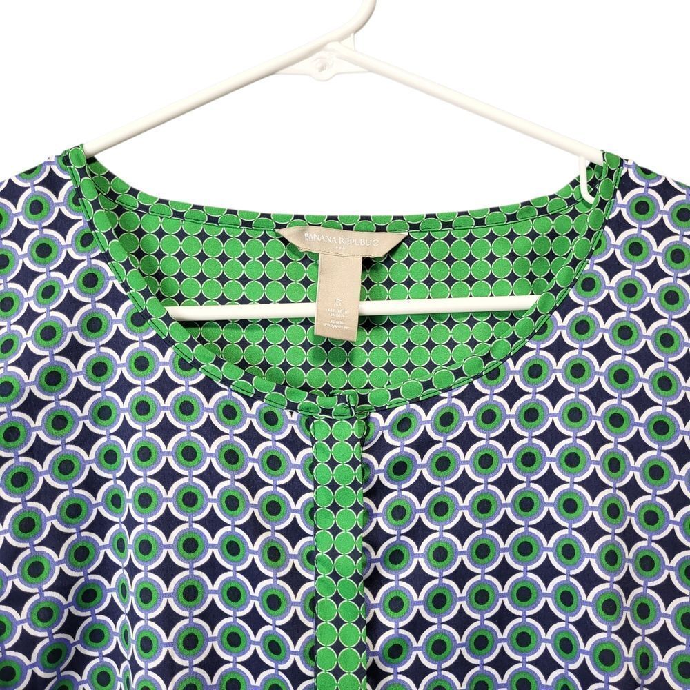 Banana Republic Geometric Circle Print Blouse, Green Navy,‎ Size Small - Picture 5 of 11